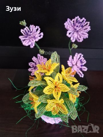 Цветя от мъниста, снимка 6 - Декорация за дома - 42437739