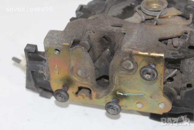 Брава врата задна лява Форд Фокус 1 хечбек Ford Focus 1, снимка 2 - Части - 48254419