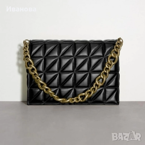 Дамска черна чанта ZARA, снимка 1