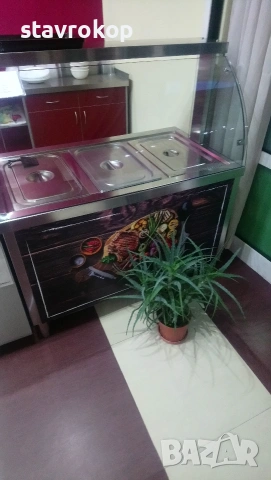 Топла витрина за 3 гастронорми