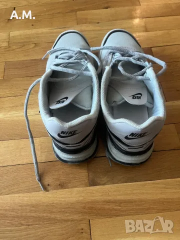 Мъжки маратонки NIKE 42, снимка 5 - Маратонки - 55806195