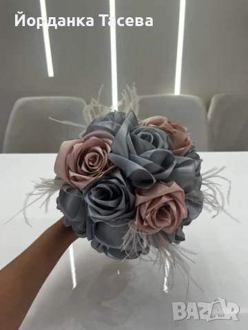 Уникални букети от сатенени рози за вашия специален повод , снимка 9 - Други - 50980991