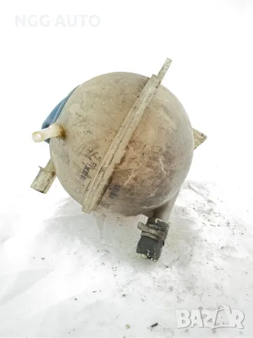 Казанче за Антифриз за Фолксваген Поло, Лупо, Сеат, VW Polo, Lupo, Seat, 6N0121407, 6N0 121 407, снимка 2 - Части - 47933578