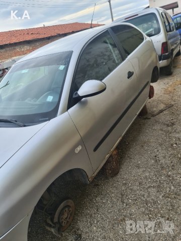 Seat ibiza 6l 1.2 - НА ЧАСТИ, снимка 3 - Автомобили и джипове - 44311182