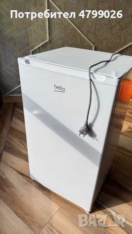 Хладилник Беко, използван 4 месеца, компактен