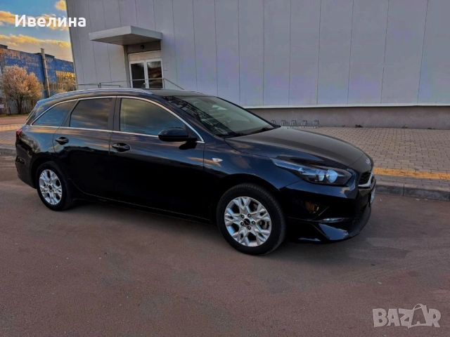 Kia Ceed 1.6 CRDI, снимка 5 - Автомобили и джипове - 54277764
