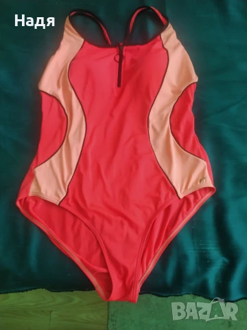 Елегантен цял бански 