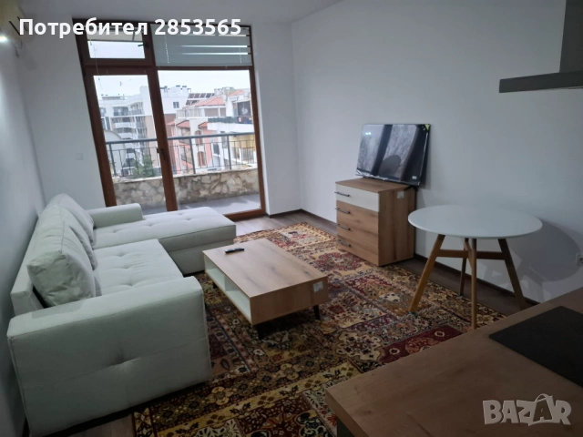 Апартамент 62кв с ² тераси, намира се в затворен компрекс с горям басейн. Близо до Кранд камелия в С