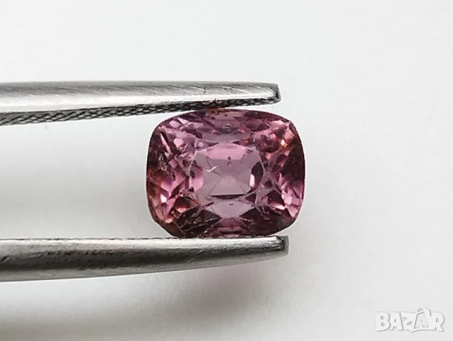 Шпинел от Мианмар с интензивен Падпараджа цвят 1.09кт.! Нов!, снимка 12 - Други - 50499224