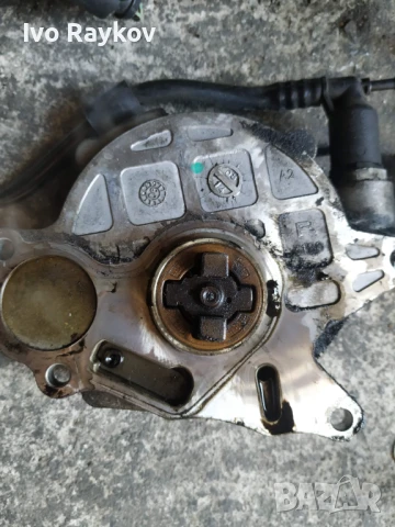 вакуум помпа за VAG групата , VW Passat 6 , 03L 145 100, снимка 3 - Части - 51105482
