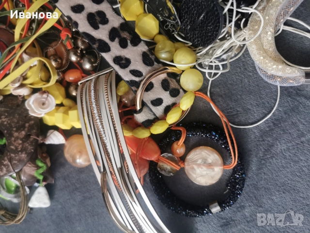 25 Дамски гердани и гривни за 20 лв общо, снимка 13 - Колиета, медальони, синджири - 52106007