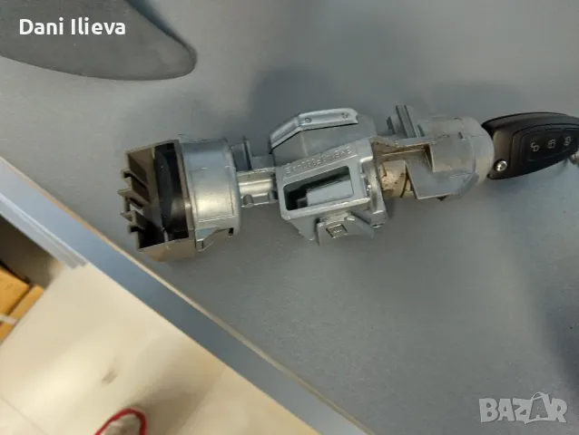 контактен ключ форд 2018г, снимка 3 - Части - 47428915