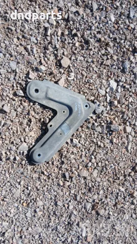 Планка купе Peugeot 207 CC 1.6 2007 207 (2006-2012), снимка 1 - Части - 55710559