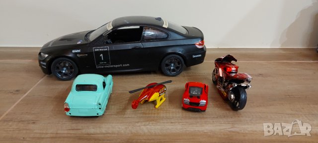 Продавам железни колички , хеликоптер , мотор и трабант, снимка 2 - Колекции - 38998507