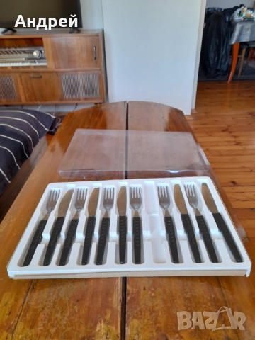 Стар комплект вилици и ножове, снимка 2 - Други ценни предмети - 53964327