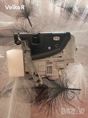 Брава за лява врата - Passat B7, снимка 2 - Части - 53187303