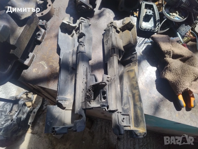 Държачи - Планки Радиатори За БМВ Е46 320Д 136Кс. Седан 2000г / BMW E46 320D 136Hp. Sedan 2000y