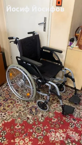 Проходилка за възрастни или Ролатор , снимка 4 - Ролатори - 22192611