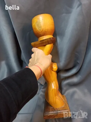 ДЪРВЕНА ПЛАСТИКА(И ПОСТАВКА) ЖЕНА , снимка 3 - Антикварни и старинни предмети - 47634652