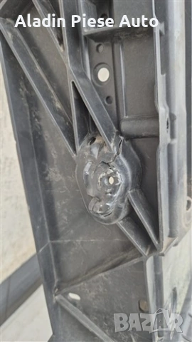 Front Panel Puller Ford Kuga year 2020 2021 2022 2023 2024 code LX6BA16E146B, LX6B-A16E146-B , снимка 6 - Аксесоари и консумативи - 53240821