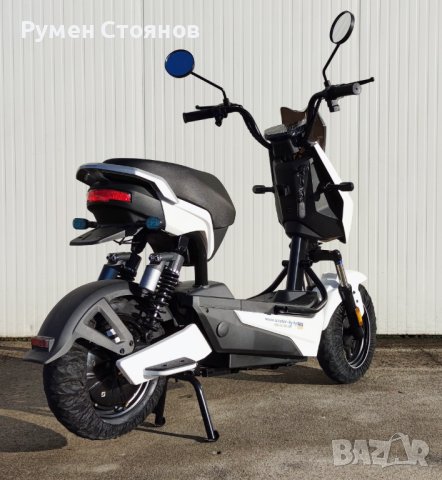 Електрически скутер 500 вата модел YCL бял цвят 20Ah батерия, снимка 6 - Мотоциклети и мототехника - 44490463
