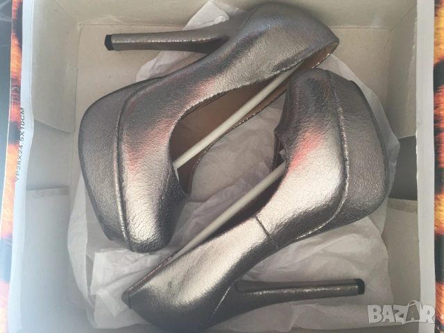 Glitteratti ефектни обувки UK3/36, снимка 13 - Дамски обувки на ток - 54298103