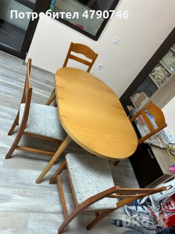 Трапезна маса с 4 стола, снимка 2 - Маси - 54129066
