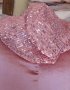 Розова рокля от меко кадифе с ръкави и качулка целите обшити с розови пайети, снимка 5