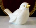 Порцеланова фигура птица Врабче,Goebel,злато. , снимка 1