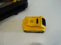 Dewalt DCN 693 - Такер за гвоздеи 40 - 60 мм, снимка 8
