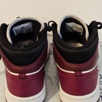 Nike Air Jordan 1 номер 37.5, снимка 4 - Маратонки - 44349081