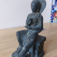 Китайска бронзова статуетка на буда, снимка 3 - Антикварни и старинни предмети - 35001543