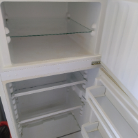 хладилник с горна камера , снимка 2 - Хладилници - 44599278