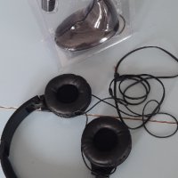 лот слушалки и микрофон, снимка 1 - Слушалки за компютър - 40760066