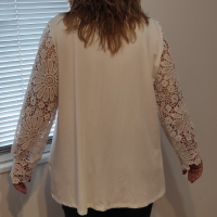 Дамска блуза, снимка 2 - Блузи с дълъг ръкав и пуловери - 44534342