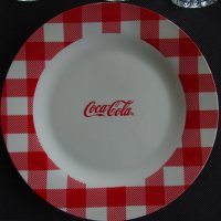 Coca-Cola чиния и чаши за колекционери, снимка 1 - Колекции - 34503692