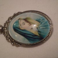 медальон с висулка  икона под стъкло ДЕВА МАРИЯ Мадона, снимка 12 - Антикварни и старинни предмети - 37850032
