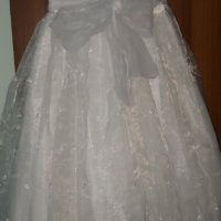 Страхотна детска булчинска рокля за ръст  134/140, снимка 2 - Детски рокли и поли - 39219000