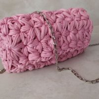 Ръчно плетена дамска чанта, снимка 3 - Чанти - 40131893