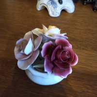 Порцеланови рози, снимка 4 - Декорация за дома - 37300341