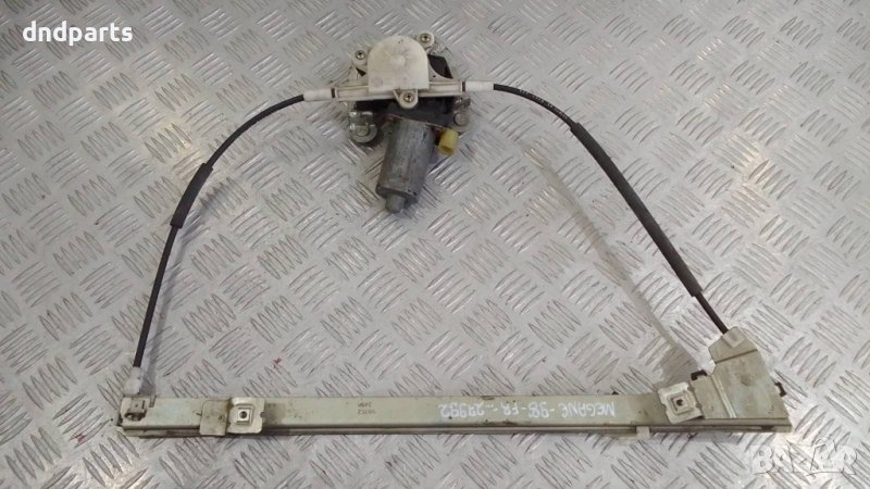 Стъклоповдигач Renault Megane 1998г.(преден десен)	, снимка 1