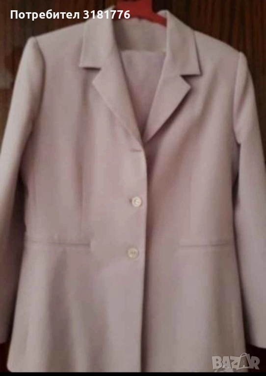 Дамски костюм с пола., снимка 1