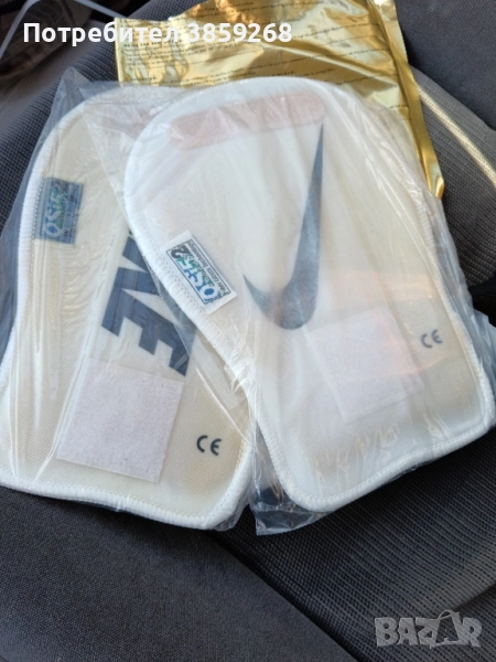 Оригинални протекторни кори за футбол и бойни спортове Nike – чисто но, снимка 1