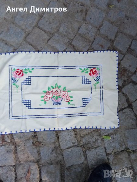 Бродерия покривка , снимка 1