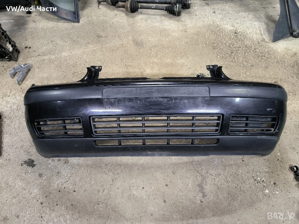 Предна броня за Голф 4 Volkswagen Golf 4 LC9Z / 1J0807177, снимка 1