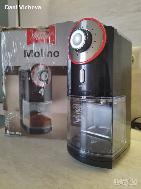 Електрическа кафемелачка Molino, черна/червена, снимка 1