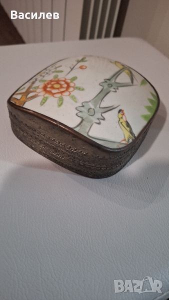 Старинна  кутия за бижута, снимка 1