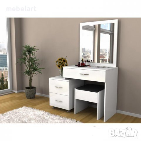 Тоалетка с огледало - Бял Гланц, снимка 1