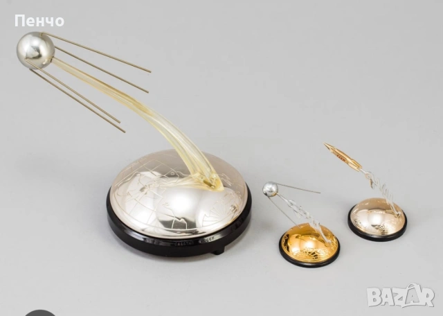 СПУТНИК - стар сувенир с латерна "4Х-1957г. СССР" , снимка 18 - Антикварни и старинни предмети - 51697961