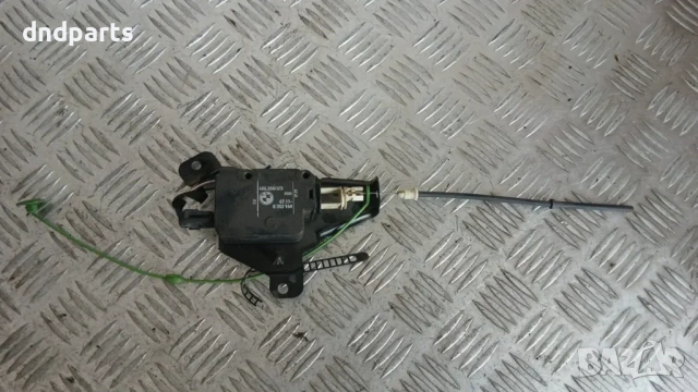 Моторче вратичка резервоар BMW 3 E46 2001 67.11-8352168